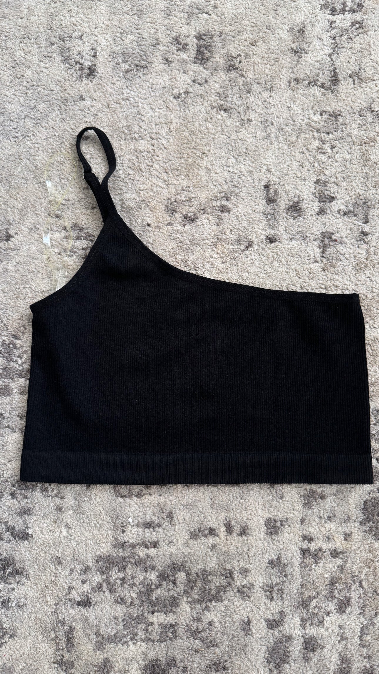 BLACK ONE SHOULDER TOP